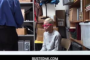 Busted4K: LP officer dives into ebony pussy, soaking Arie Faye 😈