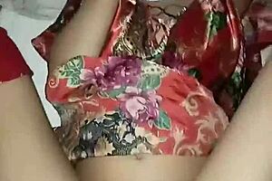 Tiny Pinay Got Hard Fuck with Rough Riding