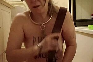 2024 11 15 Esclave F Pisse Et Ceinture