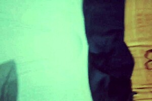 i fuked my wife tonite it wuz amazin n wet