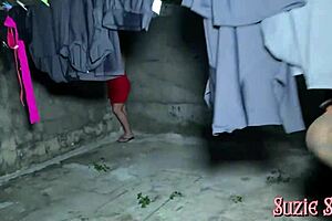 Suzie slut FUCKS mano meck GRATIS.