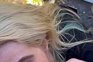 Hooker facial cumshot