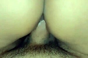 sinakyan ko ang titi ni bagguetzz sa upuan pag matigas