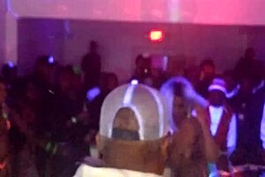 Did cherise roze strip at queens super lounge halloween party in phila pa?