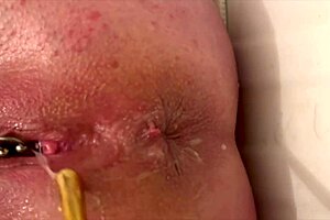 anal masturbate with gold high heels fingering asshole juicing pussy riding asshole on heels