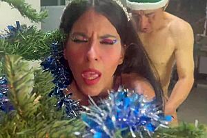 Busty big ass girl lets guy suck pussy and cum inside