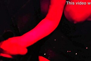 Glory Hole - Experimentando Mais Um Dotado Gostoso