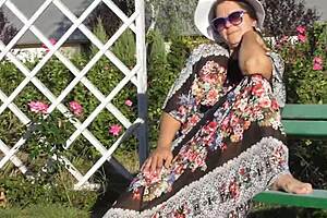 Hairy Mature Flashing In The Park