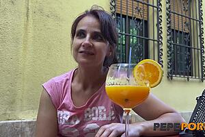 Lina Enjoys Casting With Amateur Young 18+ Dude For A Treat