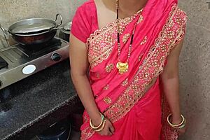 20岁辣老婆出轨丈夫被乡村牛仔操，丈夫事后抓到，她是新婚辣老婆操，清澈印地语音频