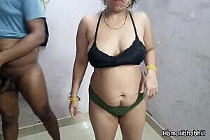 Desi Woman In Saree Intensely Fucked By Boyfriend At Office