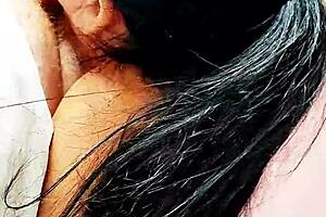 Brincando Na Cama Com Meu Prlm0 Enquanto Minha M� N�o Chega Em Casa