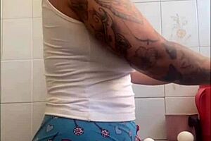 Eu quero carinho na xereca