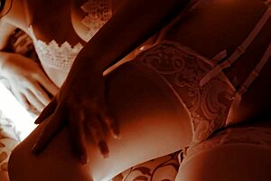 Does Alexis Tae cater to Ameena Green's pussy?