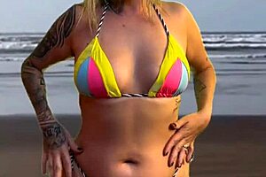 Left the beach waiter hard and begged to grab his bulge.