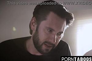 hot chicks dare border crossing with boyfriend 😏