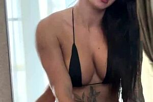 Hot Babe In Stockings Prefers Deep Anal Fuck