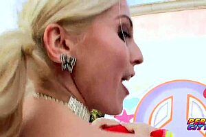 anal threesome aleksa nicole christie stevens in pervcity