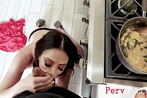 getting head from big tits stepmom while making eggs before fertilizing her eggs