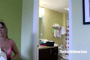 Freaky Bunny Fucks Thick N Sexy Maria Jade