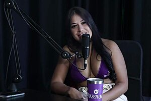 morena safada gets pussy licked after strange video request, loves fucking in forbidden places