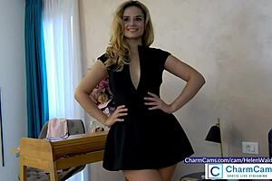 Helenwaldorf Shows You How She Changes Dresses In Free Chat