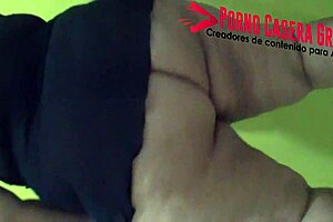 MATURE WITH BIG BUTT DANCING WITHOUT UNDERWEAR