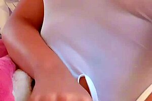 Hot blonde masturbates intensely