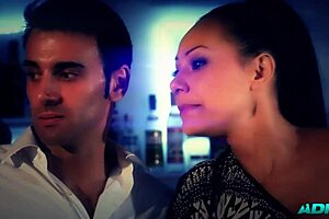 the couple swap bdsm with strapon and pussy licking