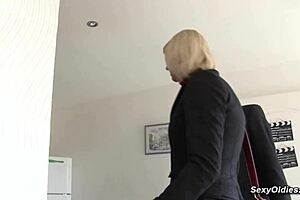 French Blonde Mature In Casual Gangbang Anal Fucking