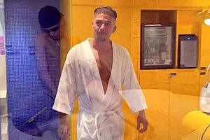 O Corno Saio E Eu Fui Lá Dar Um Trato Na Mulher Dele