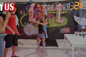 Jerkaoke - Whitney Wright And Leo Vice Fuck Each Other And Play Games