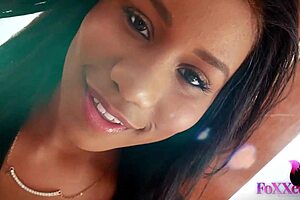 Jenna Foxx Savors Fingers After Steamy Pussy Play