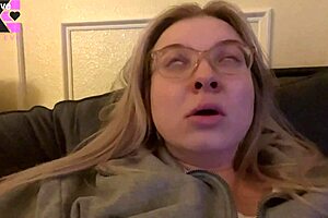 Organic Candid Sneezing Fit Hidden