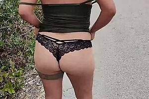 Puta Enseñando El Culo Y Tetas En Carretera Pública Mexicana