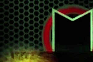 does penny pax stuff her cunt with a glass plug?