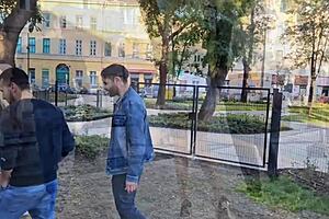 did christen courtney handle 3 on 1 dp with gagging and rough sex?