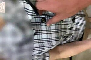 【驚愕】（実録）都内オフィスビルで行列ができるペニしゃぶ女　ol　フェラの怪物