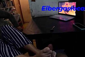 I Love Sucking My Boyfriend Dry and Tasting His Cum on My Face