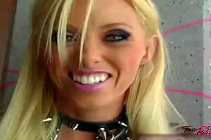 Raw 3some with smoking hot babes brittney skye