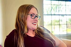 Curvy Babe Seduces On Vacation With BBC