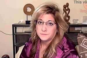 taboo woman grinds big clit on face in homemade roleplay