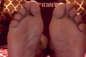 Chatting about stunning ebony feet in casual conversation