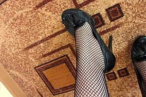 Milf masturbates hairy pussy in panties 😍