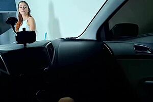 Me Masturbo Arriscado De Olho Nas Estudantes No Estacionamento Da Faculdade