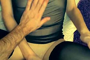 Wife's Beautiful Pussy in Amateur Porno 😍