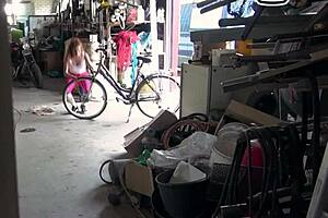 deutsche teen in pink pantyhose gets pussy fucked hard