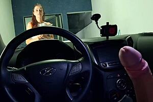 Me Masturbo Arriscado De Olho Nas Estudantes No Estacionamento Da Faculdade