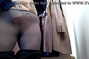 Mature stepmom fucks horny wet pussy in fitting room