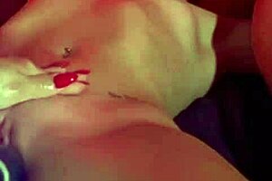 Hey, I made that cute virgin girl cum so good without losing the hut! 😍🍑